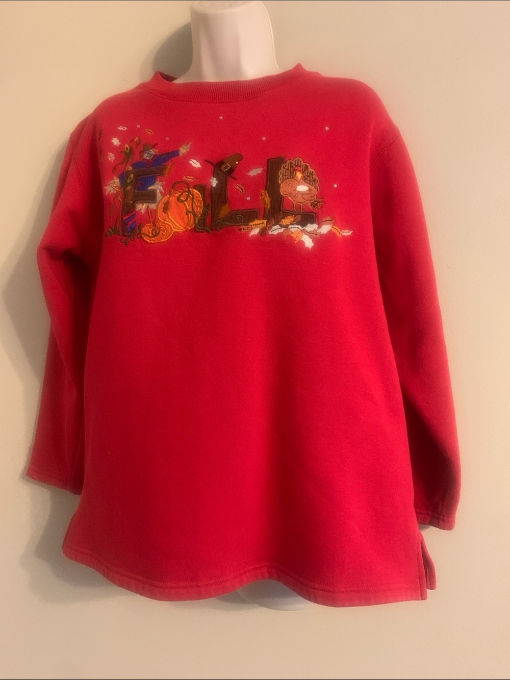 Quacker Factory Red Sweatshirt with Fall Graphic small